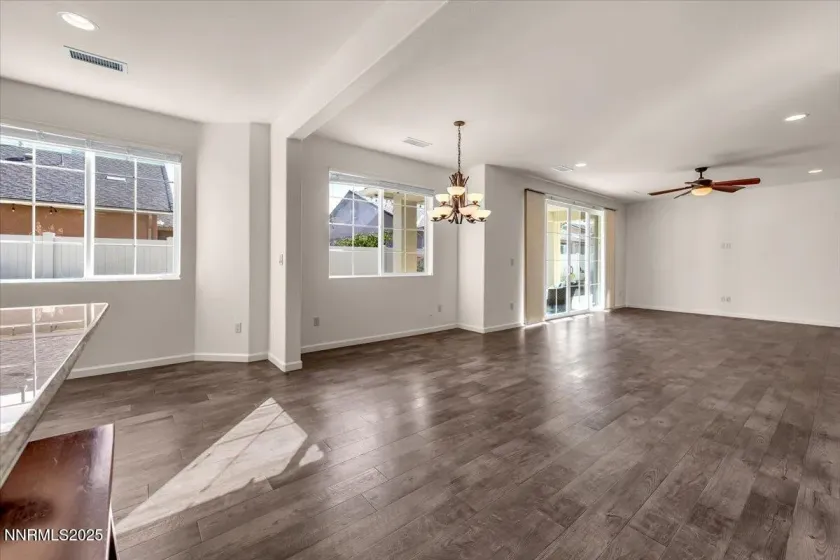 9620 Jessica, Reno, Nevada 89521, 4 Bedrooms Bedrooms, ,3 BathroomsBathrooms,Residential,Residential,Jessica,250058198