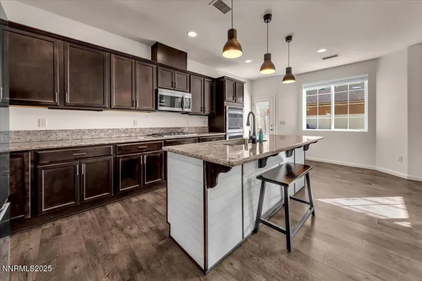 9620 Jessica, Reno, Nevada 89521, 4 Bedrooms Bedrooms, ,3 BathroomsBathrooms,Residential,Residential,Jessica,250058198