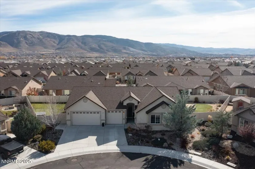 9620 Jessica, Reno, Nevada 89521, 4 Bedrooms Bedrooms, ,3 BathroomsBathrooms,Residential,Residential,Jessica,250058198
