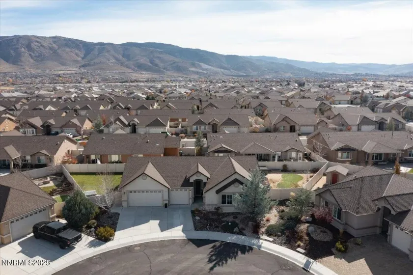 9620 Jessica, Reno, Nevada 89521, 4 Bedrooms Bedrooms, ,3 BathroomsBathrooms,Residential,Residential,Jessica,250058198