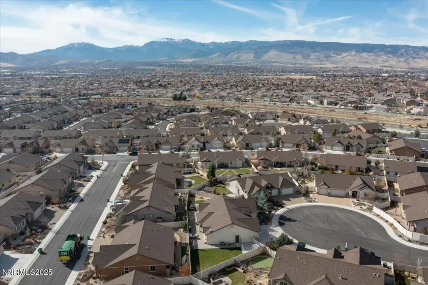 9620 Jessica, Reno, Nevada 89521, 4 Bedrooms Bedrooms, ,3 BathroomsBathrooms,Residential,Residential,Jessica,250058198