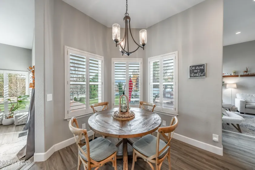 30 Calla Lily, Reno, Nevada 89511, 4 Bedrooms Bedrooms, ,3 BathroomsBathrooms,Residential,Residential,Calla Lily,250058199