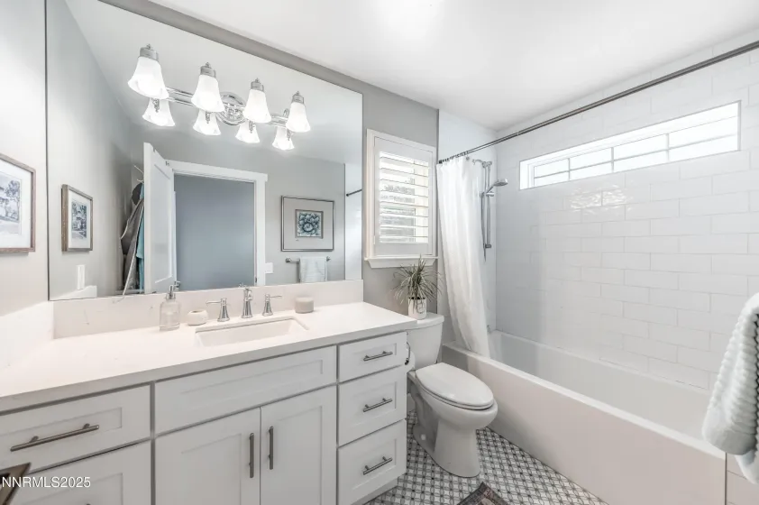 30 Calla Lily, Reno, Nevada 89511, 4 Bedrooms Bedrooms, ,3 BathroomsBathrooms,Residential,Residential,Calla Lily,250058199