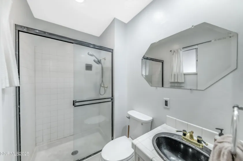 1155 Beldon, Reno, Nevada 89503, 3 Bedrooms Bedrooms, ,2 BathroomsBathrooms,Residential,Residential,Beldon,250058210