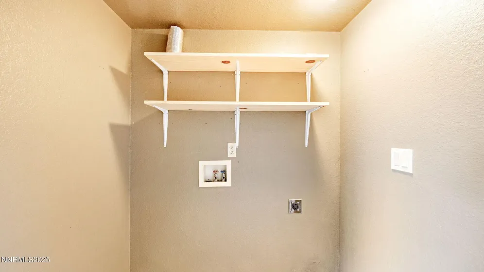 4690 Windcrest, Reno, Nevada 89523, 3 Bedrooms Bedrooms, ,3 BathroomsBathrooms,Residential,Residential,Windcrest,250058211