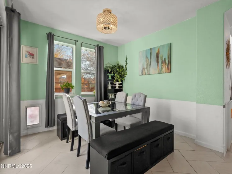 6970 Rioja, Sparks, Nevada 89436, 5 Bedrooms Bedrooms, ,3 BathroomsBathrooms,Residential,Residential,Rioja,250058212