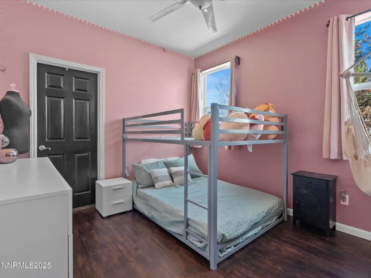 6970 Rioja, Sparks, Nevada 89436, 5 Bedrooms Bedrooms, ,3 BathroomsBathrooms,Residential,Residential,Rioja,250058212