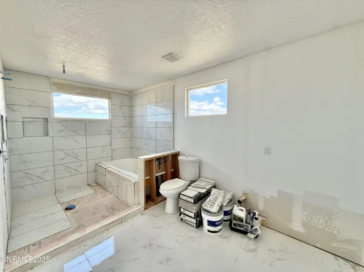 51 Horseshoe, Crescent Valley, Nevada 89821, 3 Bedrooms Bedrooms, ,2 BathroomsBathrooms,Residential,Residential,Horseshoe,250058216