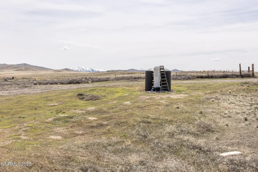 51 Horseshoe, Crescent Valley, Nevada 89821, 3 Bedrooms Bedrooms, ,2 BathroomsBathrooms,Residential,Residential,Horseshoe,250058216