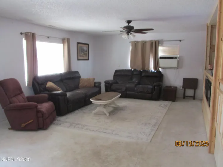 3200 Kensington, Winnemucca, Nevada 89445, 5 Bedrooms Bedrooms, ,3 BathroomsBathrooms,Residential,Residential,Kensington,250054514