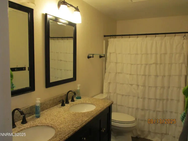 3200 Kensington, Winnemucca, Nevada 89445, 5 Bedrooms Bedrooms, ,3 BathroomsBathrooms,Residential,Residential,Kensington,250054514