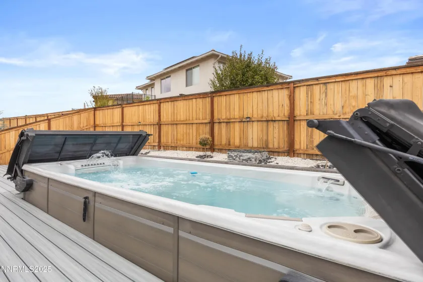 2738 Kettle, Sparks, Nevada 89436, 4 Bedrooms Bedrooms, ,3 BathroomsBathrooms,Residential,Residential,Kettle,250054573