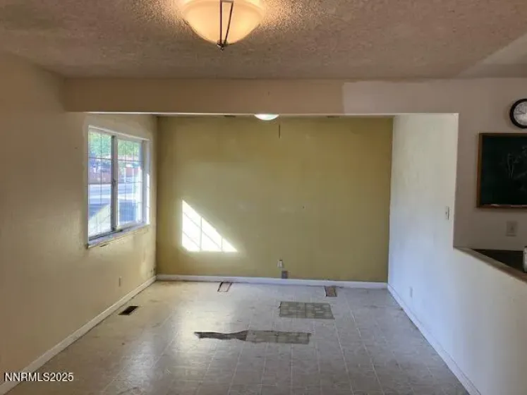 730 James, Reno, Nevada 89503, 3 Bedrooms Bedrooms, ,2 BathroomsBathrooms,Residential,Residential,James,250055807