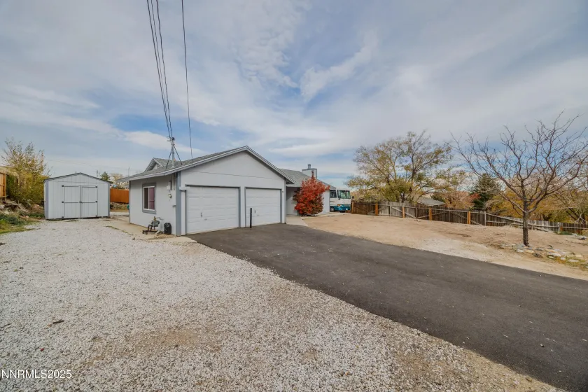 375 Hoge, Reno, Nevada 89506, 3 Bedrooms Bedrooms, ,2 BathroomsBathrooms,Residential,Residential,Hoge,250058227