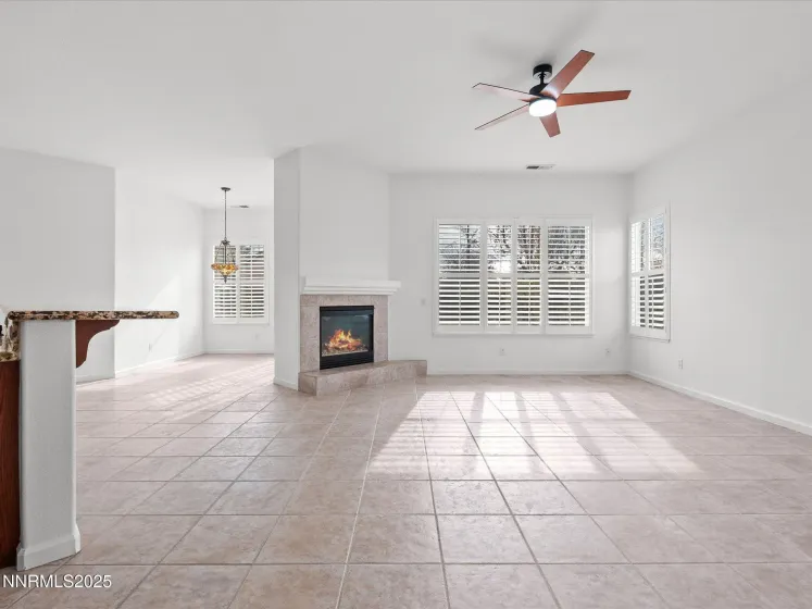 1300 Foxglen, Reno, Nevada 89521, 3 Bedrooms Bedrooms, ,2 BathroomsBathrooms,Residential,Residential,Foxglen,250058228