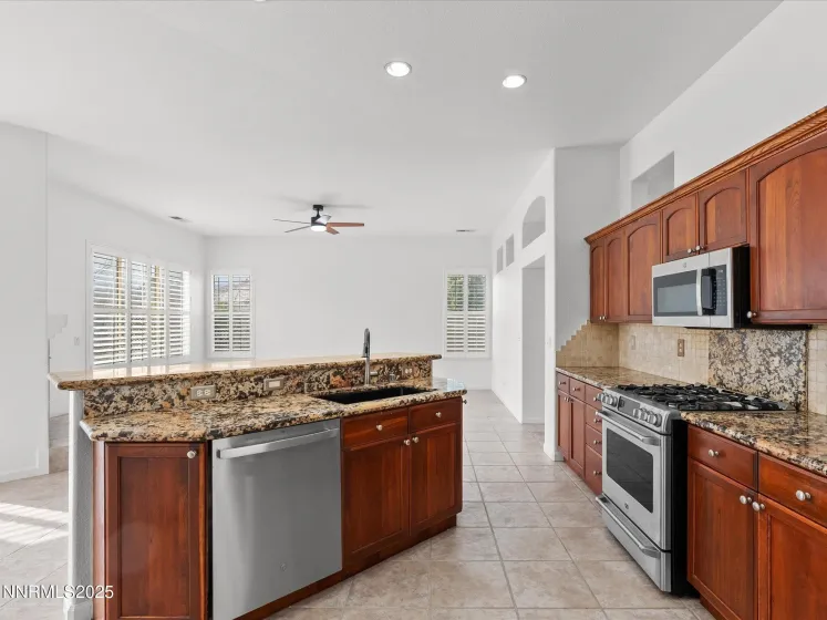 1300 Foxglen, Reno, Nevada 89521, 3 Bedrooms Bedrooms, ,2 BathroomsBathrooms,Residential,Residential,Foxglen,250058228