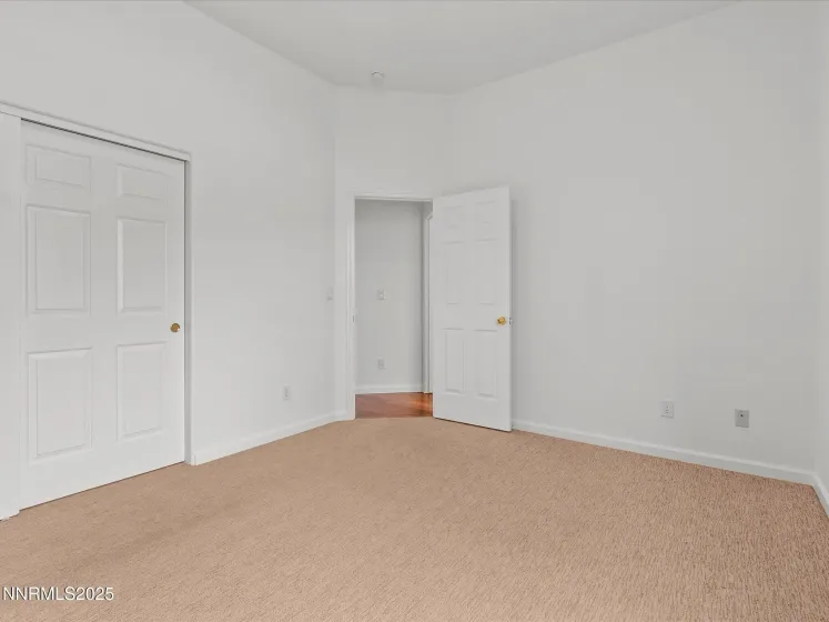 1300 Foxglen, Reno, Nevada 89521, 3 Bedrooms Bedrooms, ,2 BathroomsBathrooms,Residential,Residential,Foxglen,250058228