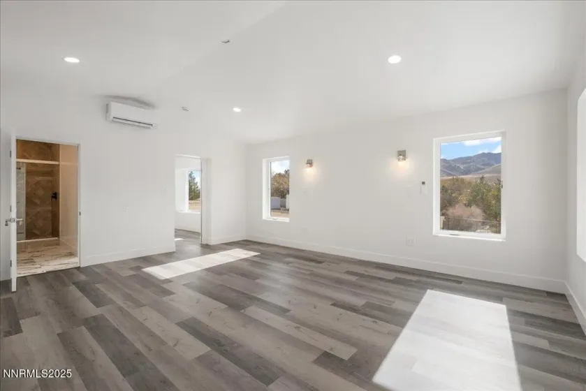 8101 Leroy, Reno, Nevada 89523, 5 Bedrooms Bedrooms, ,4 BathroomsBathrooms,Residential,Residential,Leroy,250058232