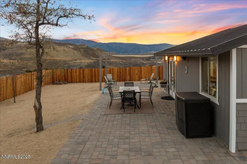 8101 Leroy, Reno, Nevada 89523, 5 Bedrooms Bedrooms, ,4 BathroomsBathrooms,Residential,Residential,Leroy,250058232