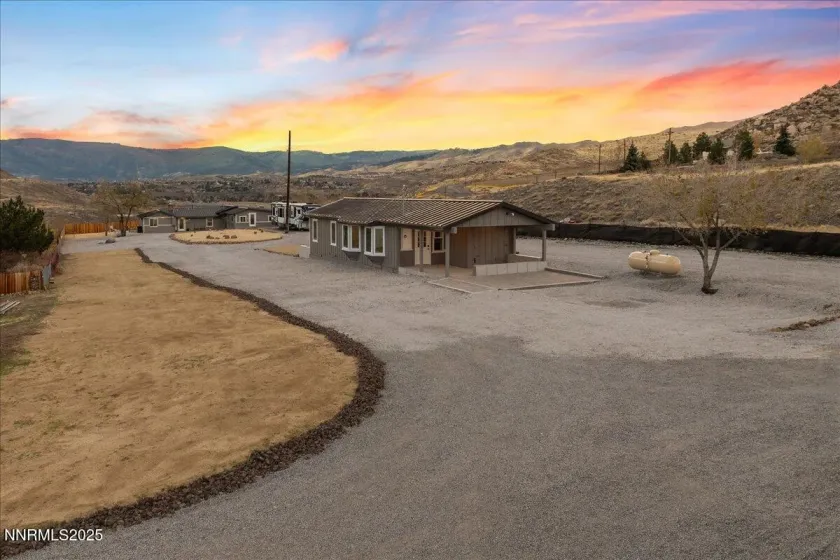 8101 Leroy, Reno, Nevada 89523, 5 Bedrooms Bedrooms, ,4 BathroomsBathrooms,Residential,Residential,Leroy,250058232