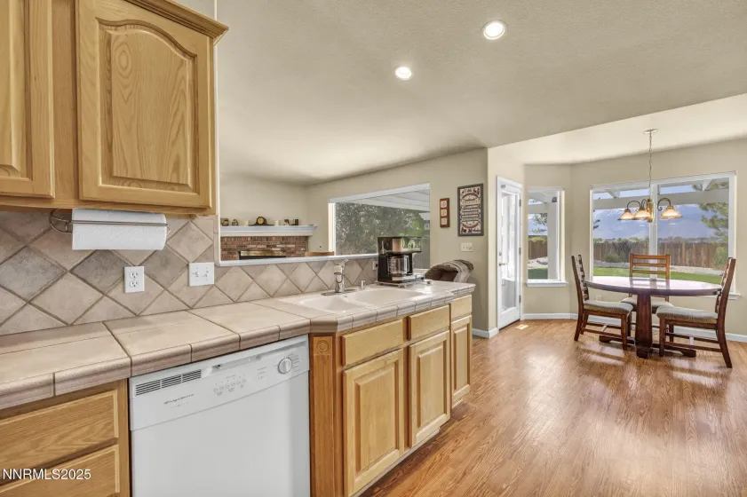 2866 La Cresta, Minden, Nevada 89423, 3 Bedrooms Bedrooms, ,2 BathroomsBathrooms,Residential,Residential,La Cresta,250058235