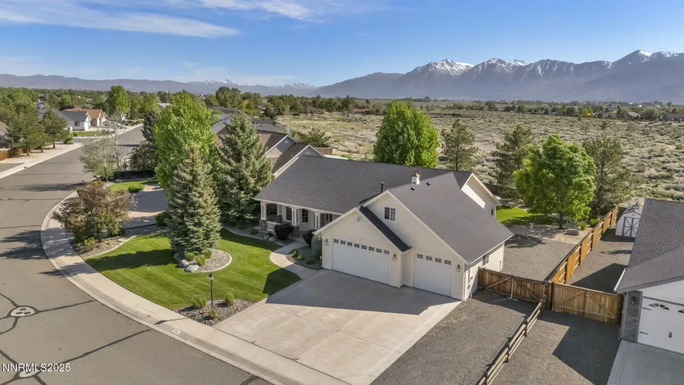 2866 La Cresta, Minden, Nevada 89423, 3 Bedrooms Bedrooms, ,2 BathroomsBathrooms,Residential,Residential,La Cresta,250058235