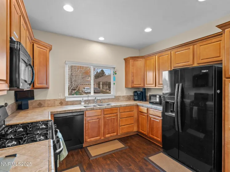 1718 River Gorge, Reno, Nevada 89521, 3 Bedrooms Bedrooms, ,2 BathroomsBathrooms,Residential,Residential,River Gorge,250058236