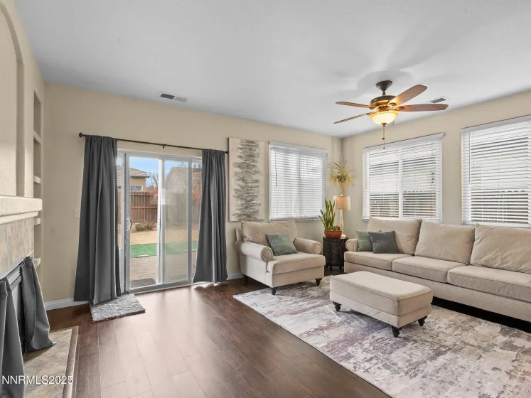 1718 River Gorge, Reno, Nevada 89521, 3 Bedrooms Bedrooms, ,2 BathroomsBathrooms,Residential,Residential,River Gorge,250058236