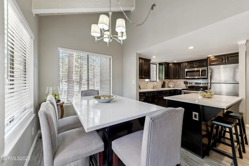 945 Harold, Incline Village, Nevada 89451, 2 Bedrooms Bedrooms, ,2 BathroomsBathrooms,Residential,Residential,Harold,250058238