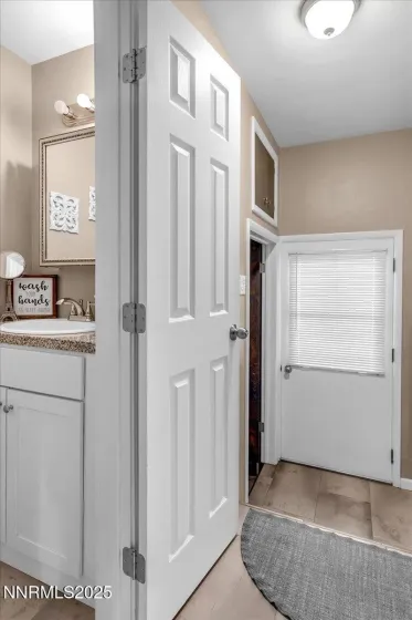 840 Hunter Lake, Reno, Nevada 89509, 3 Bedrooms Bedrooms, ,3 BathroomsBathrooms,Residential,Residential,Hunter Lake,250058237