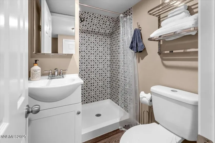 840 Hunter Lake, Reno, Nevada 89509, 3 Bedrooms Bedrooms, ,3 BathroomsBathrooms,Residential,Residential,Hunter Lake,250058237