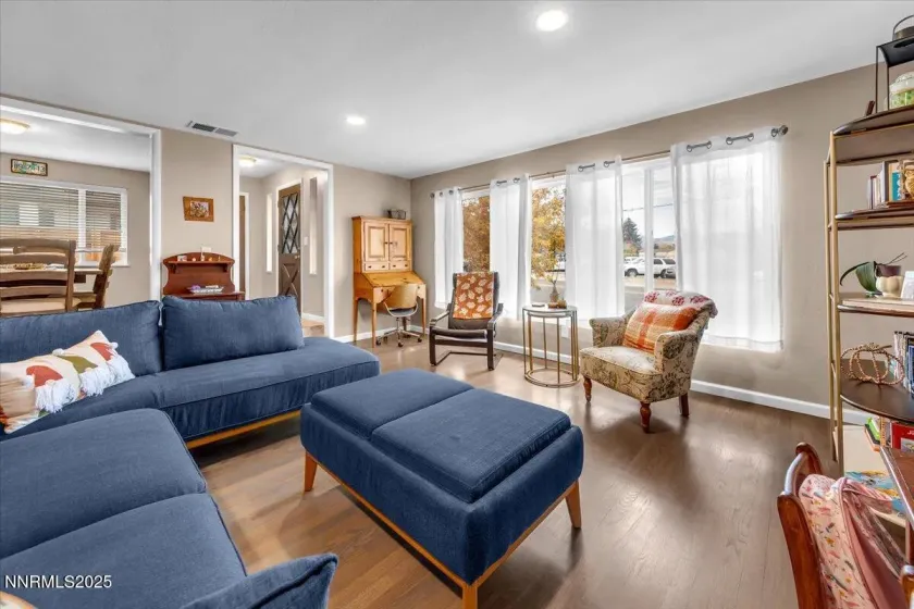 840 Hunter Lake, Reno, Nevada 89509, 3 Bedrooms Bedrooms, ,3 BathroomsBathrooms,Residential,Residential,Hunter Lake,250058237