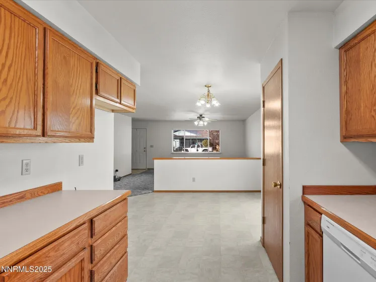 1951 Albert, Fallon, Nevada 89406, 4 Bedrooms Bedrooms, ,2 BathroomsBathrooms,Residential,Residential,Albert,250058240