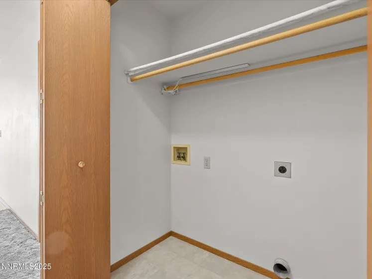 1951 Albert, Fallon, Nevada 89406, 4 Bedrooms Bedrooms, ,2 BathroomsBathrooms,Residential,Residential,Albert,250058240