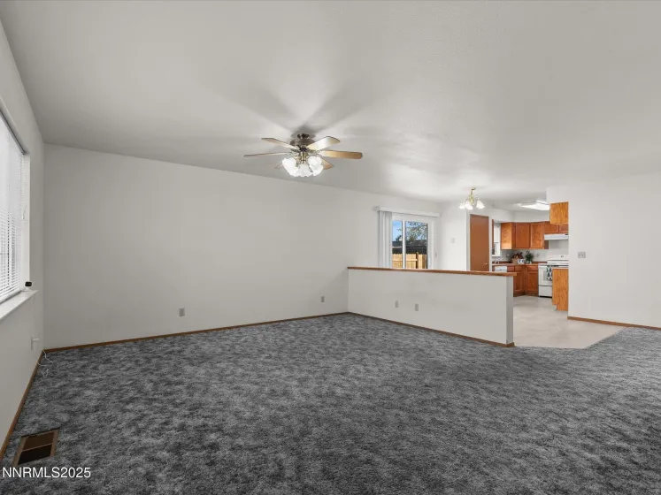 1951 Albert, Fallon, Nevada 89406, 4 Bedrooms Bedrooms, ,2 BathroomsBathrooms,Residential,Residential,Albert,250058240