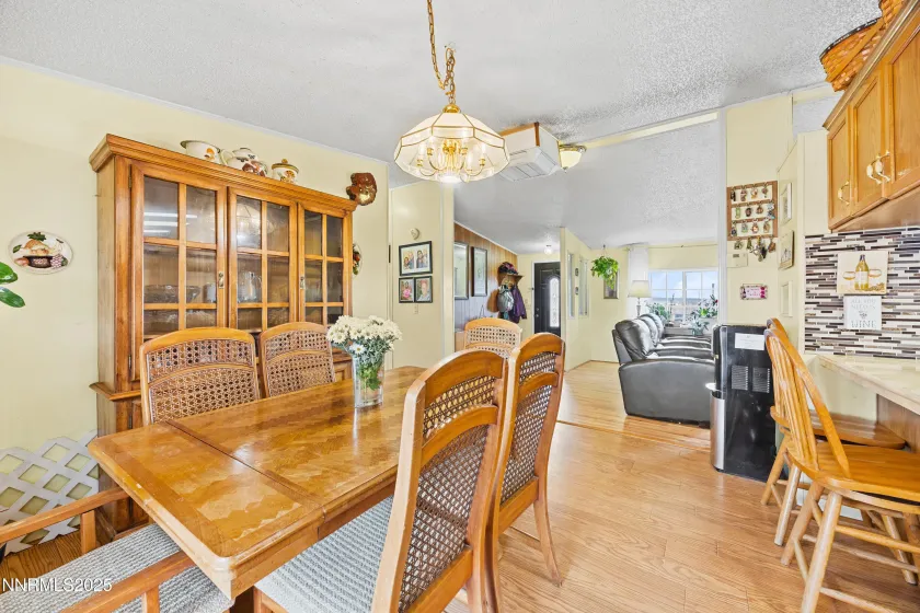 5225 Deodar, Silver Springs, Nevada 89429, 3 Bedrooms Bedrooms, ,2 BathroomsBathrooms,Residential,Residential,Deodar,250058241