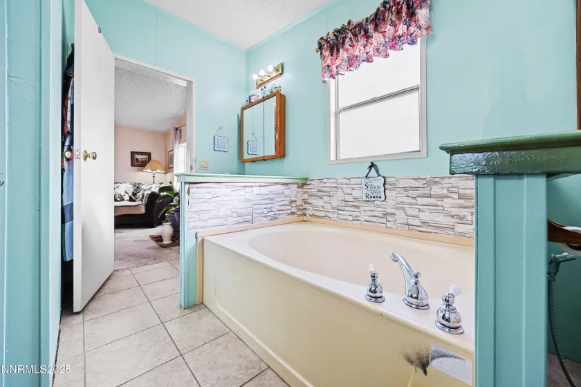 5225 Deodar, Silver Springs, Nevada 89429, 3 Bedrooms Bedrooms, ,2 BathroomsBathrooms,Residential,Residential,Deodar,250058241