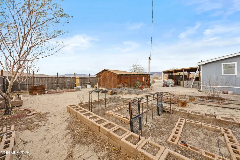 5225 Deodar, Silver Springs, Nevada 89429, 3 Bedrooms Bedrooms, ,2 BathroomsBathrooms,Residential,Residential,Deodar,250058241