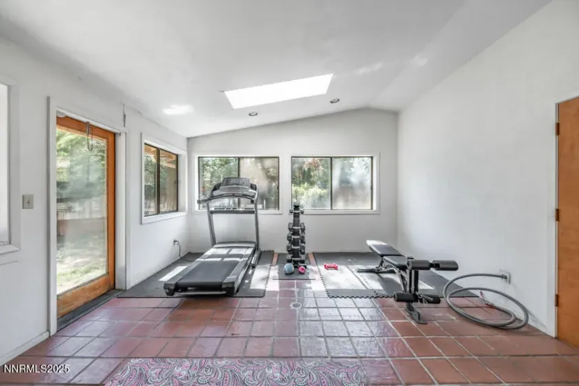 1460 Shewmaker, Reno, Nevada 89509, 4 Bedrooms Bedrooms, ,2 BathroomsBathrooms,Residential,Residential,Shewmaker,250056329