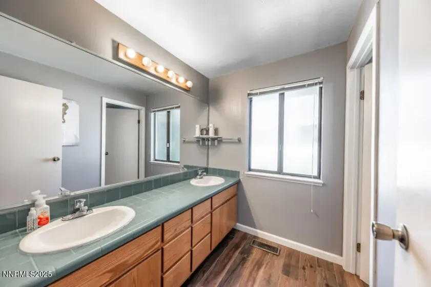 1460 Shewmaker, Reno, Nevada 89509, 4 Bedrooms Bedrooms, ,2 BathroomsBathrooms,Residential,Residential,Shewmaker,250056329