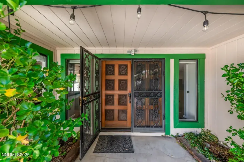 1460 Shewmaker, Reno, Nevada 89509, 4 Bedrooms Bedrooms, ,2 BathroomsBathrooms,Residential,Residential,Shewmaker,250056329