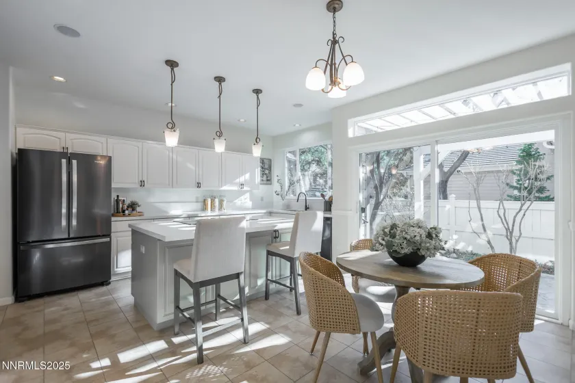 3915 Innsbruck, Reno, Nevada 89519, 2 Bedrooms Bedrooms, ,3 BathroomsBathrooms,Residential,Residential,Innsbruck,250058244