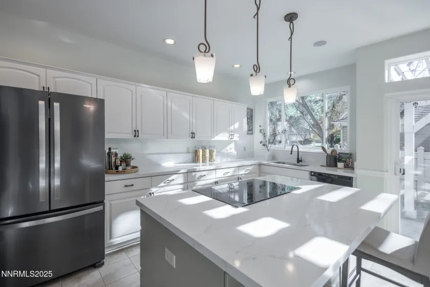 3915 Innsbruck, Reno, Nevada 89519, 2 Bedrooms Bedrooms, ,3 BathroomsBathrooms,Residential,Residential,Innsbruck,250058244