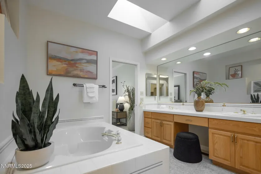 3915 Innsbruck, Reno, Nevada 89519, 2 Bedrooms Bedrooms, ,3 BathroomsBathrooms,Residential,Residential,Innsbruck,250058244