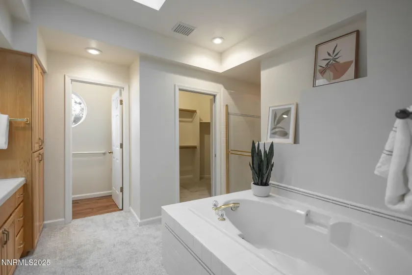 3915 Innsbruck, Reno, Nevada 89519, 2 Bedrooms Bedrooms, ,3 BathroomsBathrooms,Residential,Residential,Innsbruck,250058244