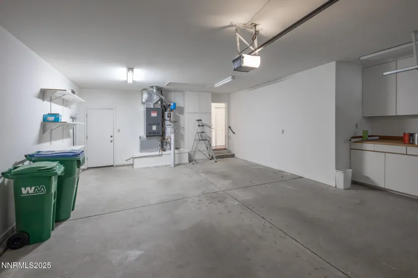 3915 Innsbruck, Reno, Nevada 89519, 2 Bedrooms Bedrooms, ,3 BathroomsBathrooms,Residential,Residential,Innsbruck,250058244