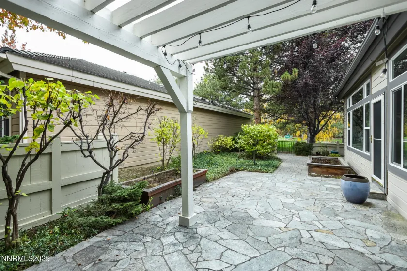 3915 Innsbruck, Reno, Nevada 89519, 2 Bedrooms Bedrooms, ,3 BathroomsBathrooms,Residential,Residential,Innsbruck,250058244