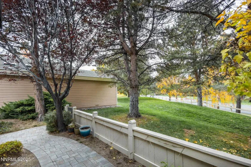 3915 Innsbruck, Reno, Nevada 89519, 2 Bedrooms Bedrooms, ,3 BathroomsBathrooms,Residential,Residential,Innsbruck,250058244