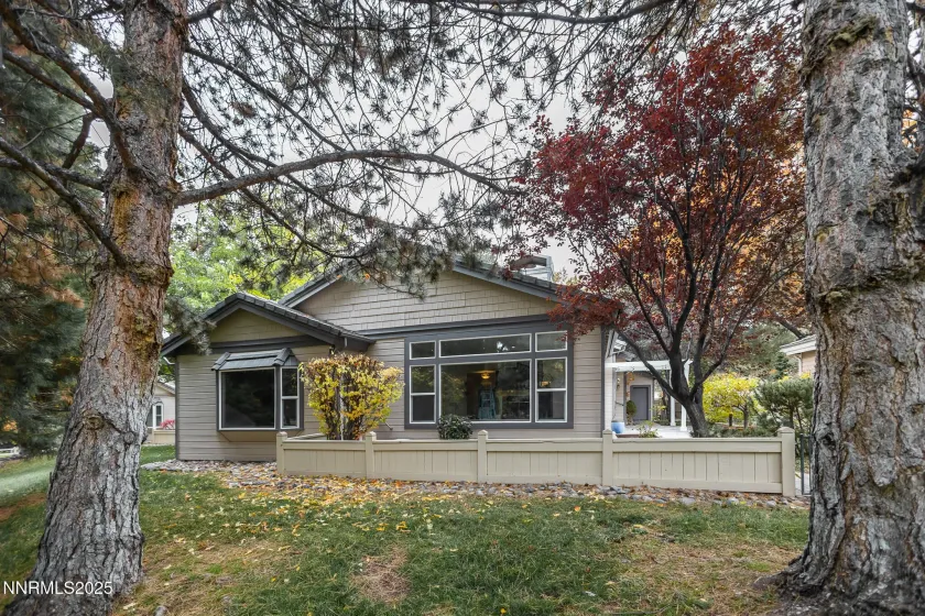 3915 Innsbruck, Reno, Nevada 89519, 2 Bedrooms Bedrooms, ,3 BathroomsBathrooms,Residential,Residential,Innsbruck,250058244