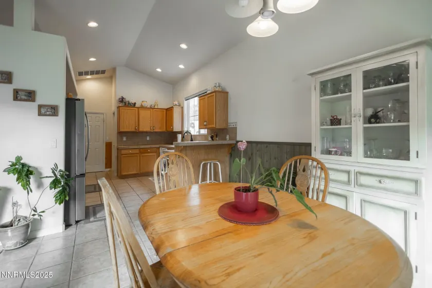 3790 Ranch Crest, Reno, Nevada 89509, 3 Bedrooms Bedrooms, ,2 BathroomsBathrooms,Residential,Residential,Ranch Crest,250058245